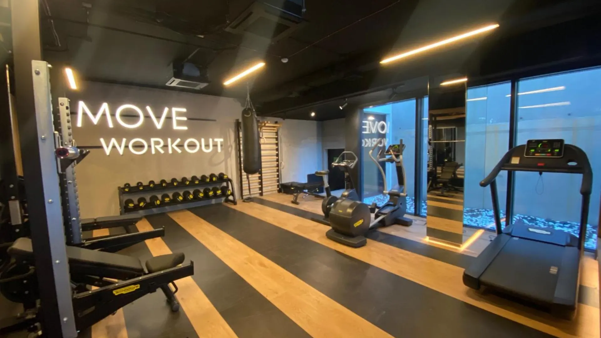 Vistula Avenue Apartment Free Parking, Swimming Pool, Sauna & Gym Krakow Poland